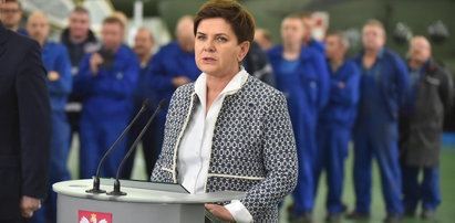 Premier Beata Szydło w zakładach lotniczych