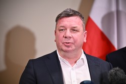 Zamieszanie wokół Ziobry. Wójcik: To największa kompromitacja komisji