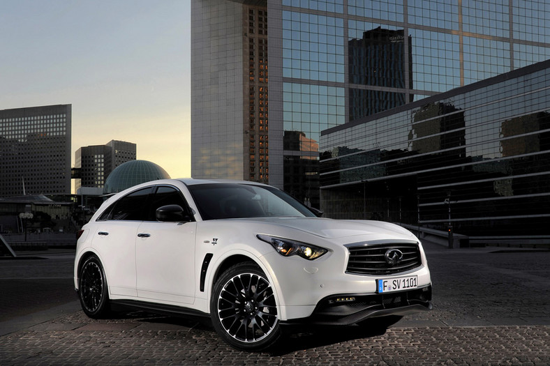 Infiniti FX Vettel Edition: pomysł mistrza