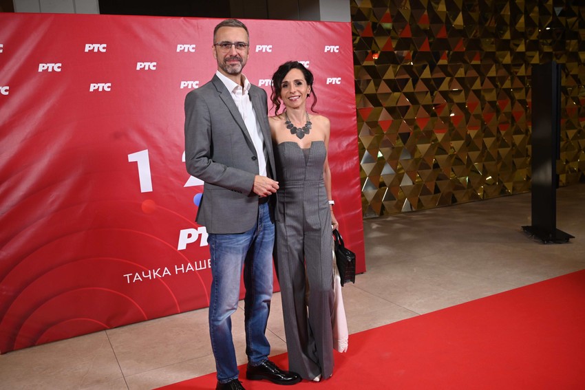 Poznati na RTS-u prošetali crvenim tepihom
