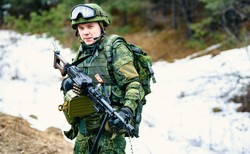 W lesie pod Kijowem ukrywają się rosyjscy dywersanci. Znaleziono ciała kilku z nich