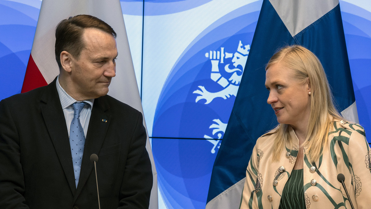 Szefowa fińskiej dyplomacji Elina Valtonen jest już drugim obok prezydenta Francji wysokiej rangi politykiem z krajów NATO, który otwarcie mówi o możliwości wysłania wojsk z krajów Zachodu do Ukrainy.