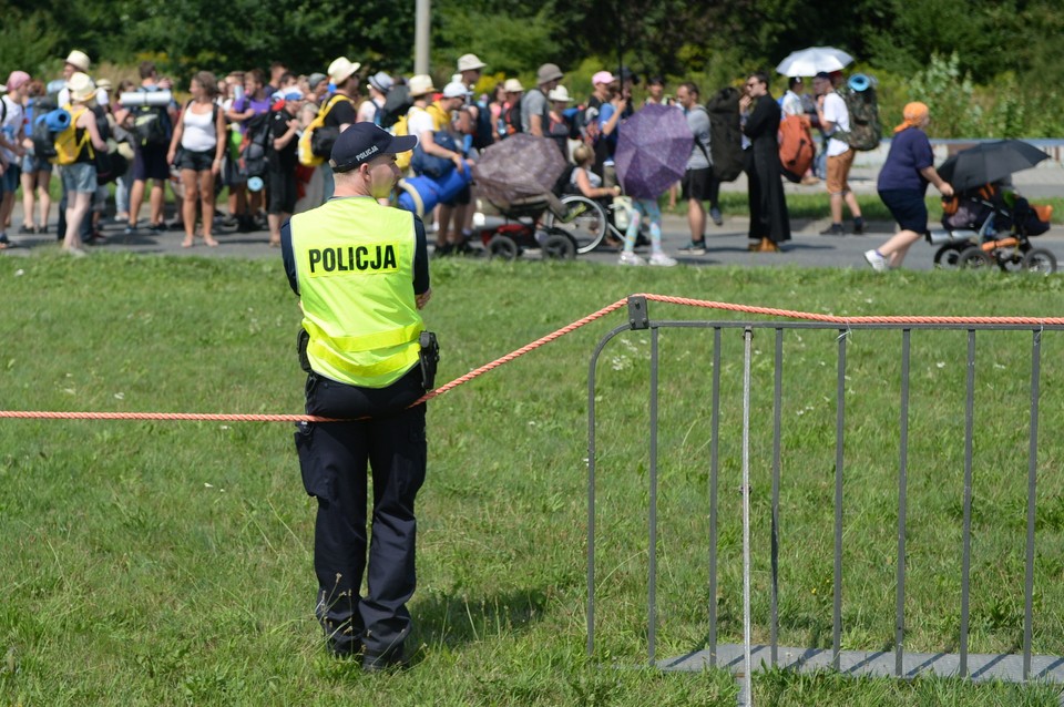 KRAKÓW-BRZEGI ŚDM PIELGRZYMI (pielgrzymi)