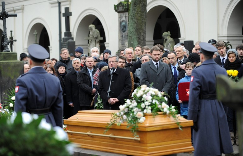 Pogrzeb córki marszałka Józefa Piłsudskiego. Jadwiga Piłsudska-Jaraczewska pochowana na Powązkach