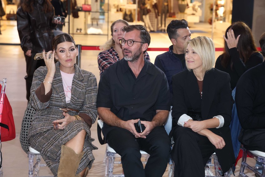 Galerija Waikiki revija