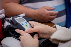 Pijany mężczyzna po badaniu alkomatem wyszedł z komendy i... odjechał