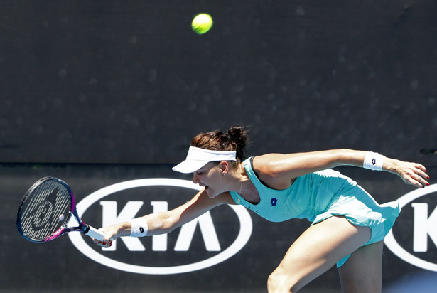 Australian Open: Radwańska znów kiepsko zaczęła, ale potem z każdą minutą było lepiej. Polka w 3. rundzie