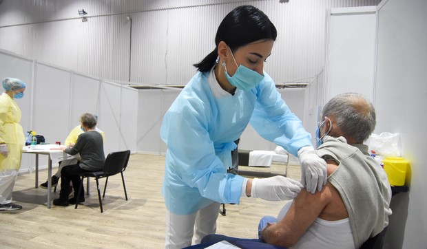 Novi Sad980  masovna vakcinacija protiv virusa korona kineska vakcina sinofarm  foto Nenad Mihajlovic