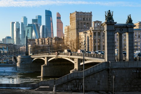 Rosja ma kolejny problem. Dochody z ropy i gazu runęły. Jest najgorzej od 2020 r.