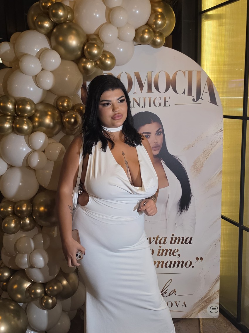 BIVŠA UČESNICA ZADRUGE NAPISALA KNJIGU Sviđa joj se Terza, otkrila: "Želim da Aneli izbaci knjigu"