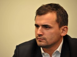 Dubieniecki pobił reportera? Mocne oskarżenia