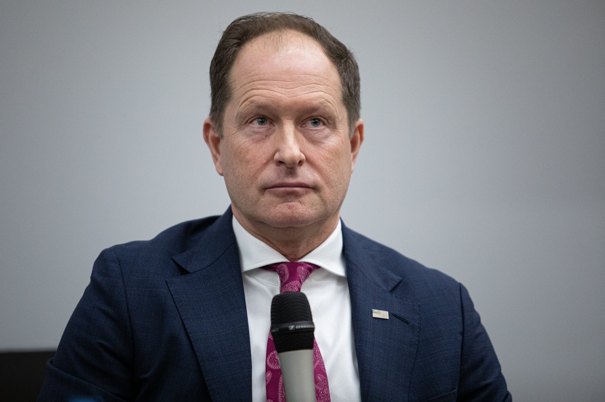 Mark Brzezinski