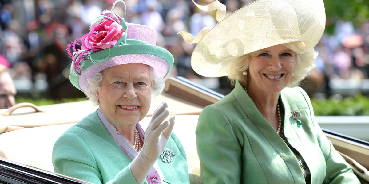 Królowa Elżbieta i księżna Camilla.