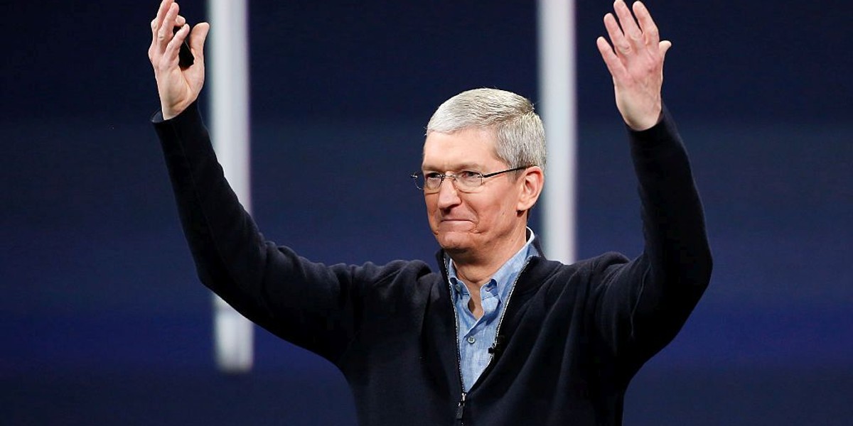 Tim Cook, CEO Apple'a