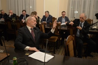 Sejm: Ustawa degradacyja przyjęta przez Komisję Obrony Narodowej