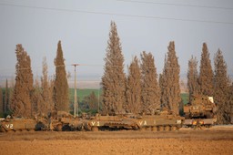 Rakietowy atak Hamasu. Naloty Izraela na Strefę Gazy