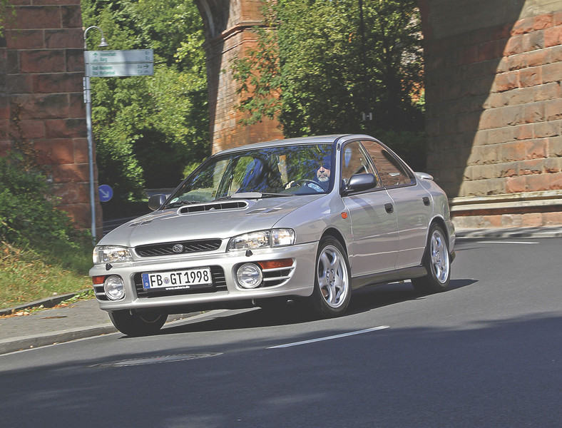 Subaru Impreza GT Turbo sedan, który okazał się wyjątkowy