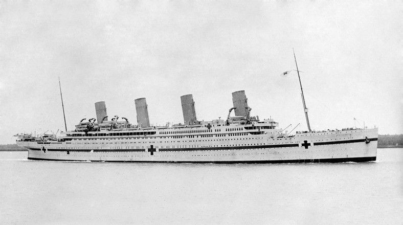 HMHS Britannic - 133 m