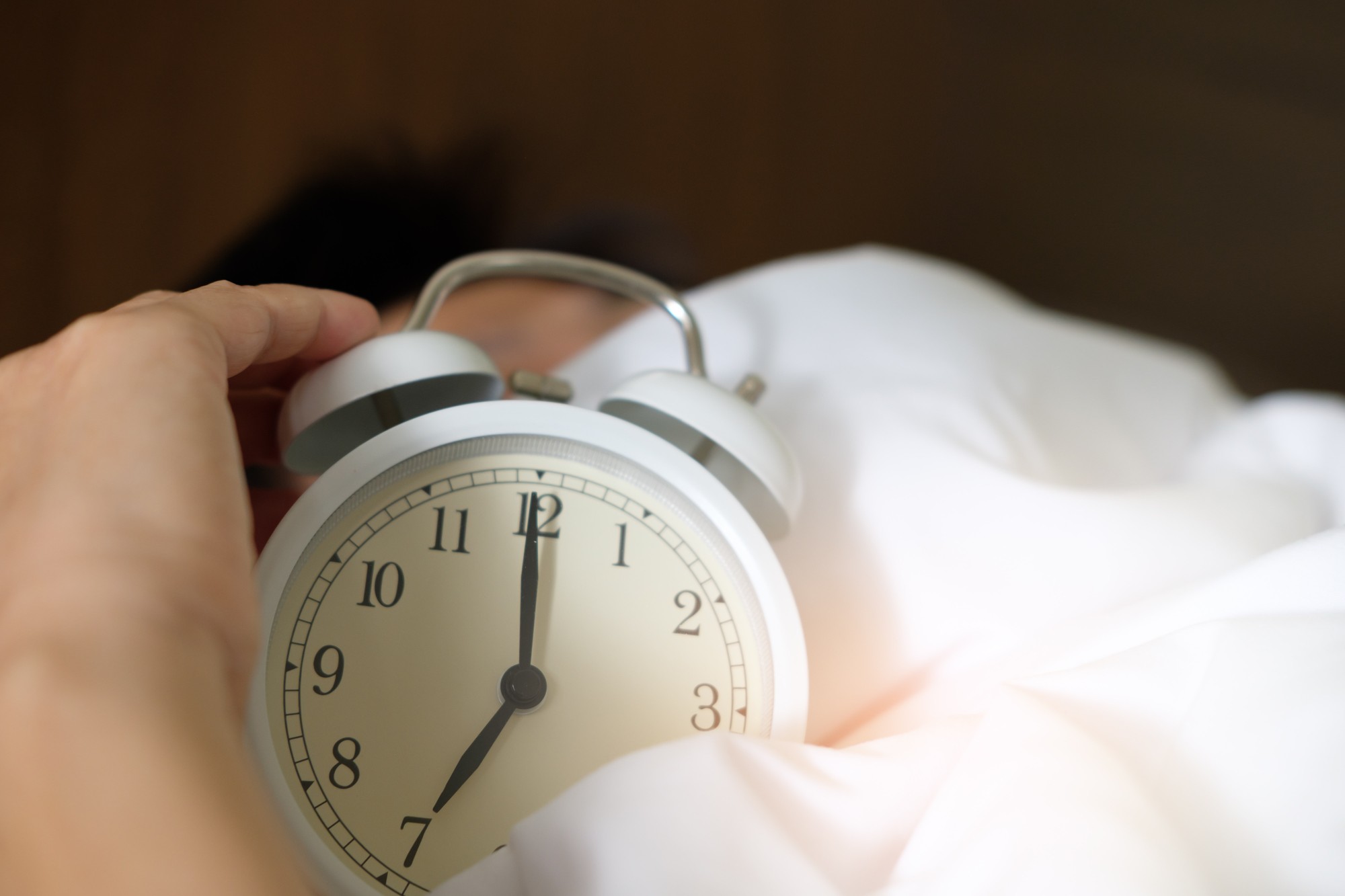 4 a pol až 6 a pol hodín je optimálne množstvo