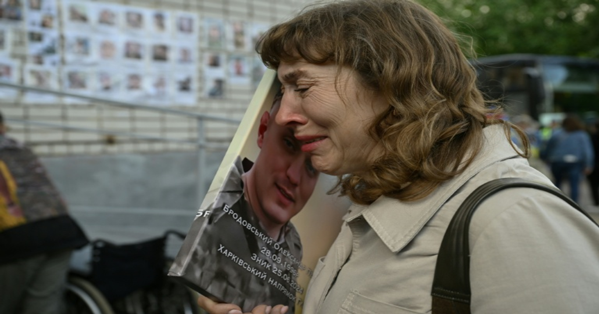Ukraine : 70 000 disparus, des mères cherchent leurs fils