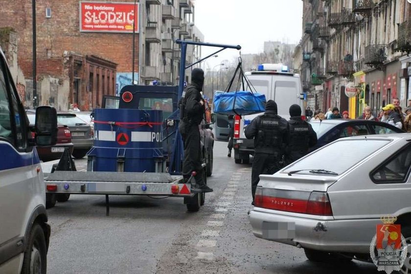 Silniki rakietowe w sklepie z petardami w stolicy