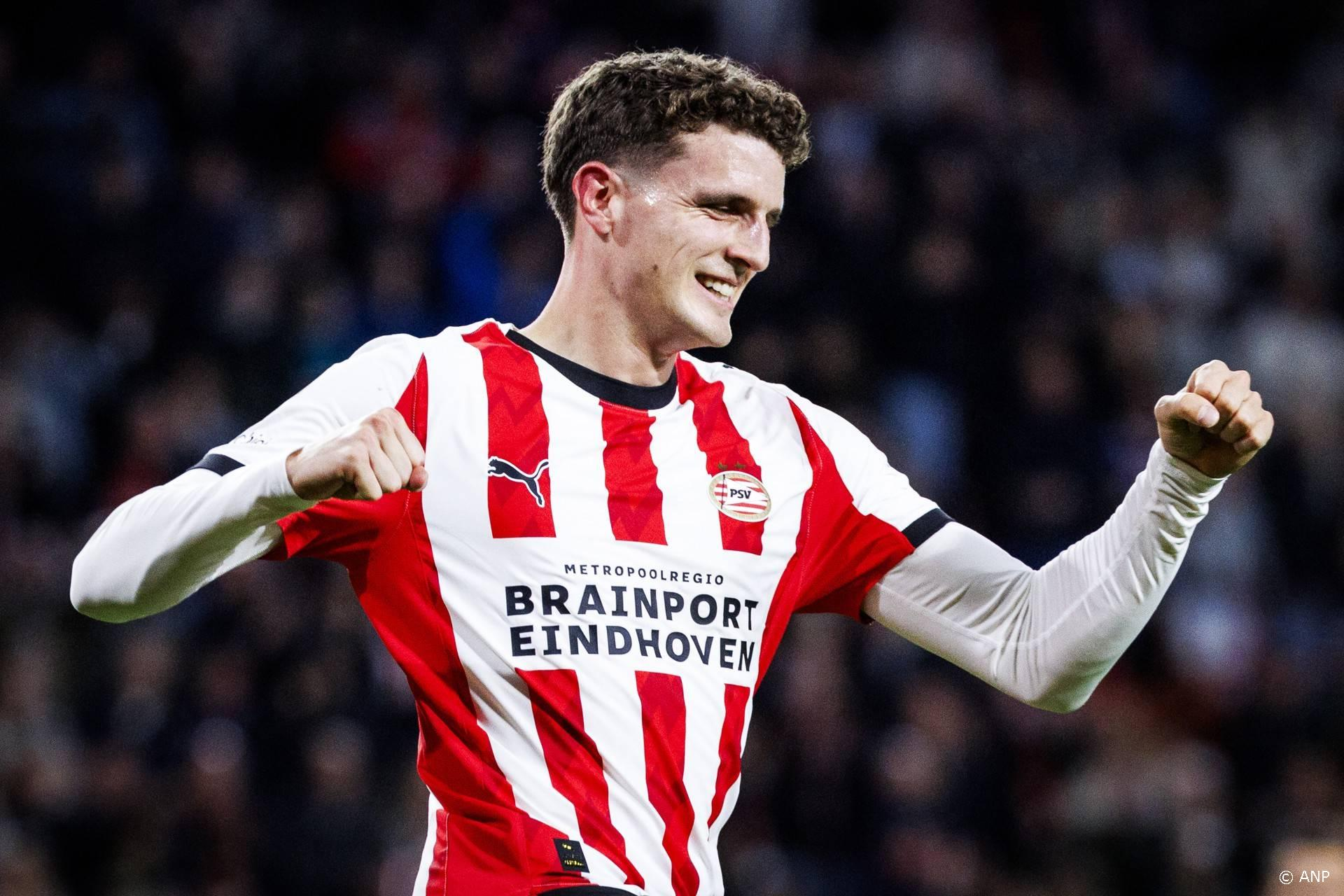 Bosz kiest Til in de spits boven Pepi - PSV ontvangt Fortuna