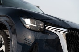 tak mazda kradnie show. diesel ma 6 cylindrów i spala 5,3 l/100 km. ce