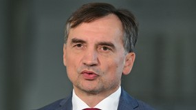 Ziobro: Postanowiłem przylecieć do Polski. Niech Kierwiński nie straszy moich teściów i mamy