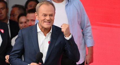 PiS guzdrze się z oddawaniem władzy. Jest pomysł, by Tusk powtórzył zagrywkę sprzed 22 lat