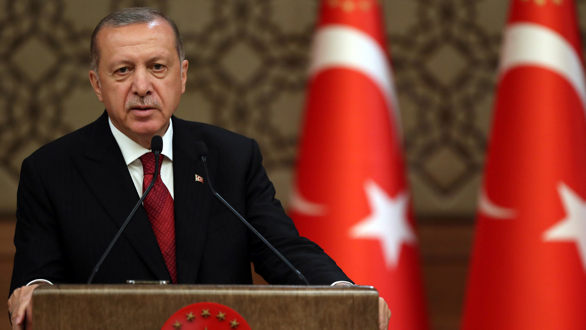Koronawirus. Turcja: prezydent Erdogan nie przyjął rezygnacji szefa MSW