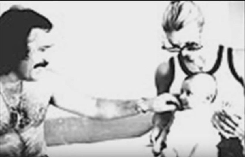 Mišo Kovač sa sinom i suprugom