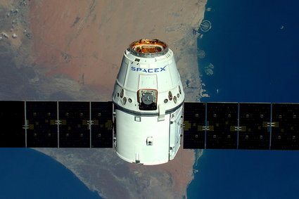 SpaceX wiezie astronautom... lody. Dostaną je już w środę
