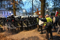 Nocna jatka wokół TK. Majmurek: Tusk dostał wymarzony scenariusz