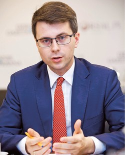 Müller: Rząd przeznaczy kilka miliardów złotych na wsparcie przedsiębiorstw energochłonnych