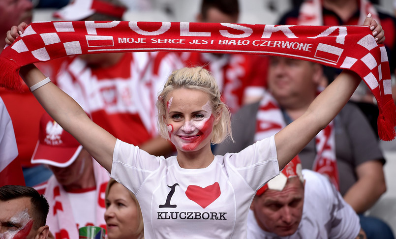 Tak polscy kibice wspierali kadrę Nawałki na Stade de France. Brawo Wy! ZDJĘCIA