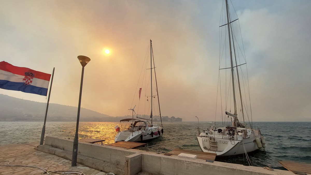 Polacy w Chorwacji o pożarach. "Turyści nie byli gotowi"