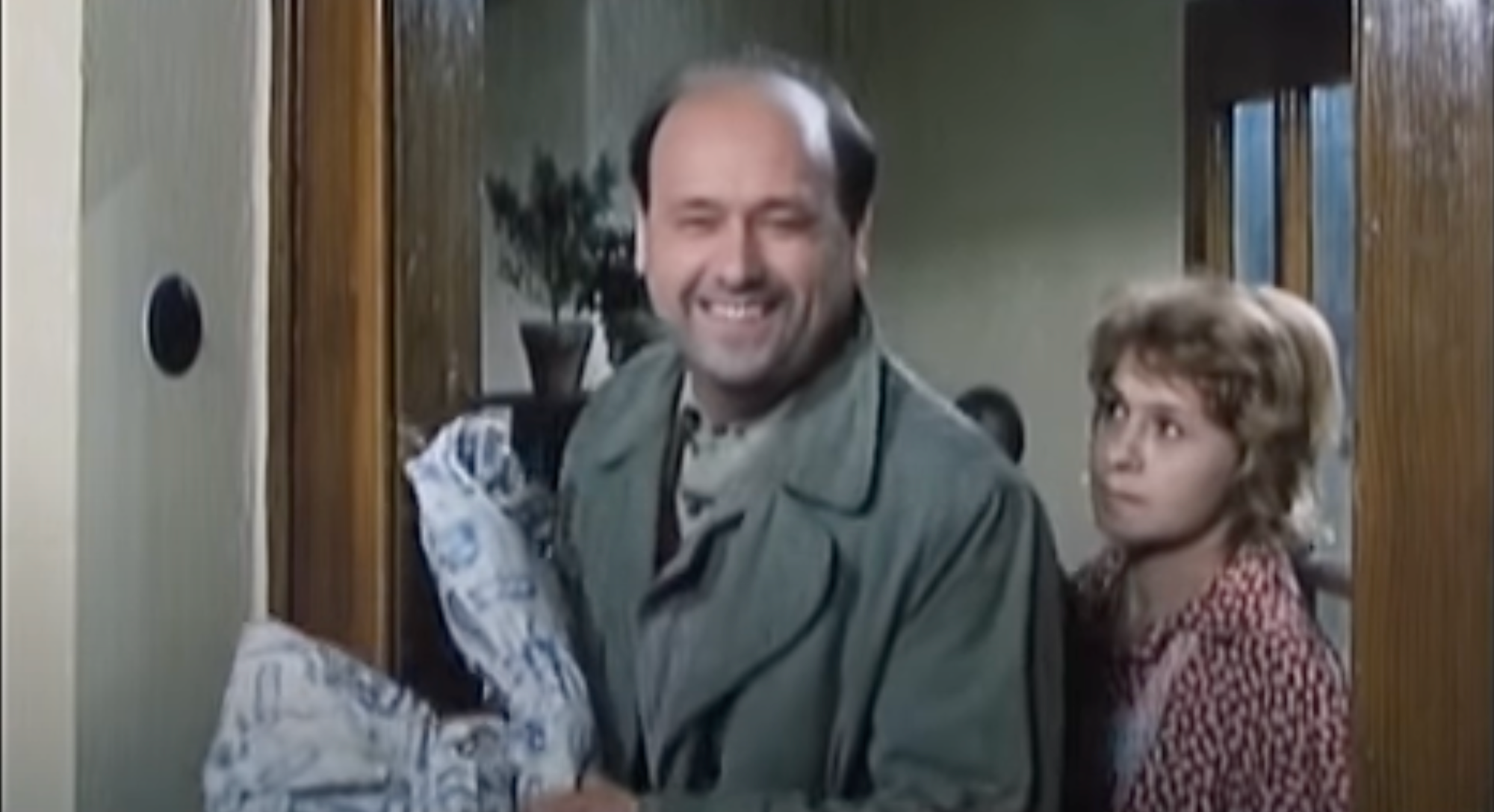 Český herec František Řehák vo filme Skřivánci na niti.