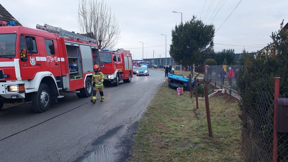 Kraków: Kobieta prowadziła samochód bez prawa jazdy. 4-latek wypadł z auta