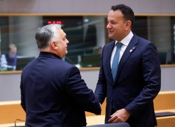 Pomoc finansowa dla Ukrainy. "Jest sposób na obejście weta Węgier"