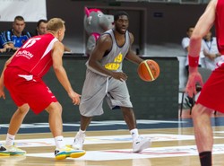 Koszykówka: Polska przegrała z Ukrainą