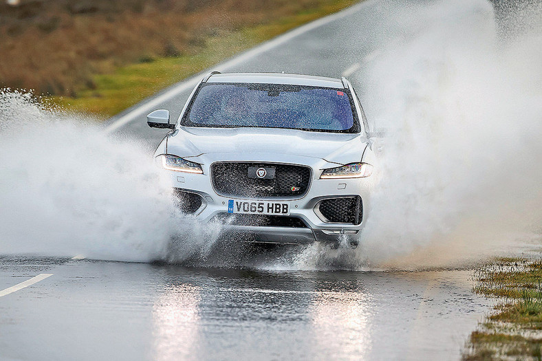 Jaguar F-Pace - SUV dla aktywnych lordów