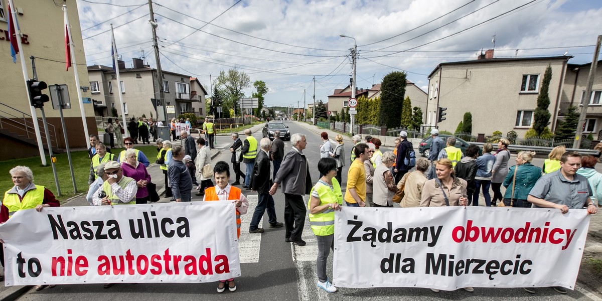 Blokada DK 78 w Mierzęcicach