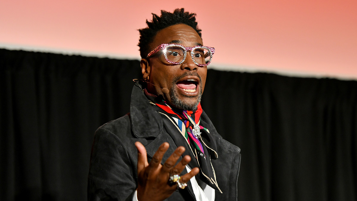 Tego niewielu się spodziewało - w kolejnej filmowej wersji "Kopciuszka" w rolę Wróżki Chrzestnej wcieli się Billy Porter, a na ekranie będzie mu towarzyszyć wokalistka Camila Cabello. Aktor znany ze swojej kreacji w "Pose" ma swoje pięć minut. Miesiąc temu zdobył jedną z głównych nagród Emmy.