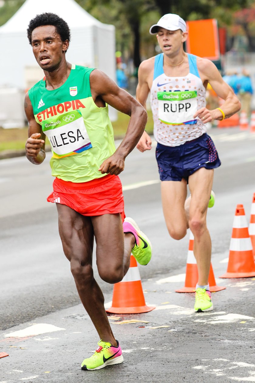 Feyisa Lilesa odzyskał rodzinę. Wicemistrz IO bał się wracać do kraju