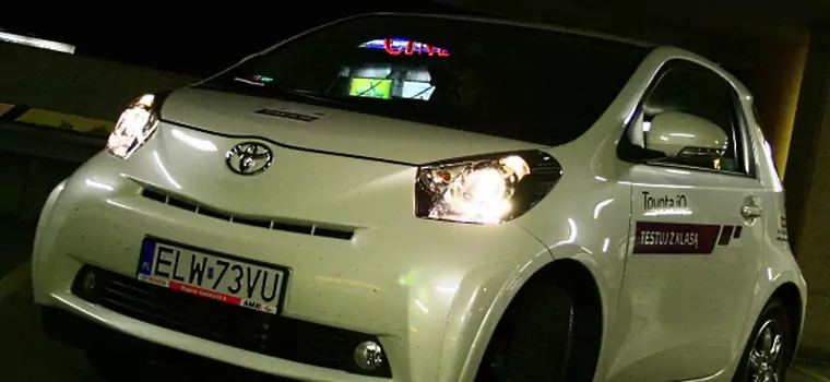 Toyota iQ: miejski gigant za... 65 050 zł!