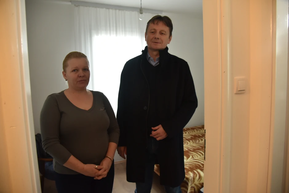 Predsednik Opštine Ub Darko Glišić je animirao lokalne privrednike i skupljeno je 110.000 dinara da dug za struju bude otplaćen