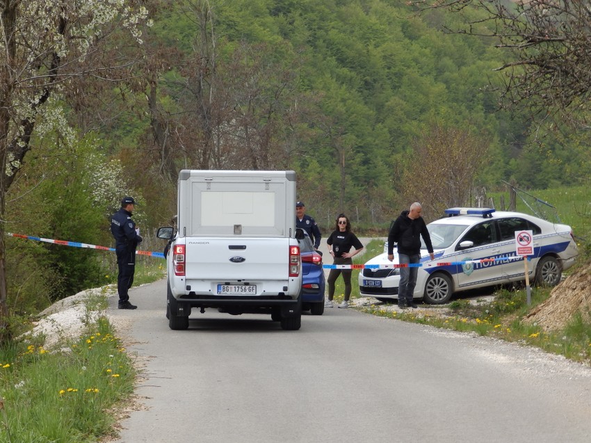 Blokada na prilazu mesta ekshumacije