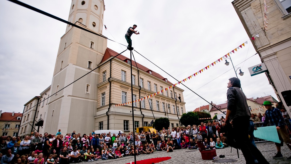 W najbliższy weekend (11-13 sierpnia) odbędzie się czwarta edycja Oleśnickiego Festiwalu Cyrkowo-Artystycznego. To jedno z największych tego typu wydarzeń w kraju. Dobra zabawa gwarantowana.