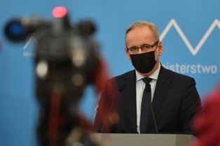 Niedzielski: We wtorek 19 tys. 100 nowych zakażeń koronawirusem