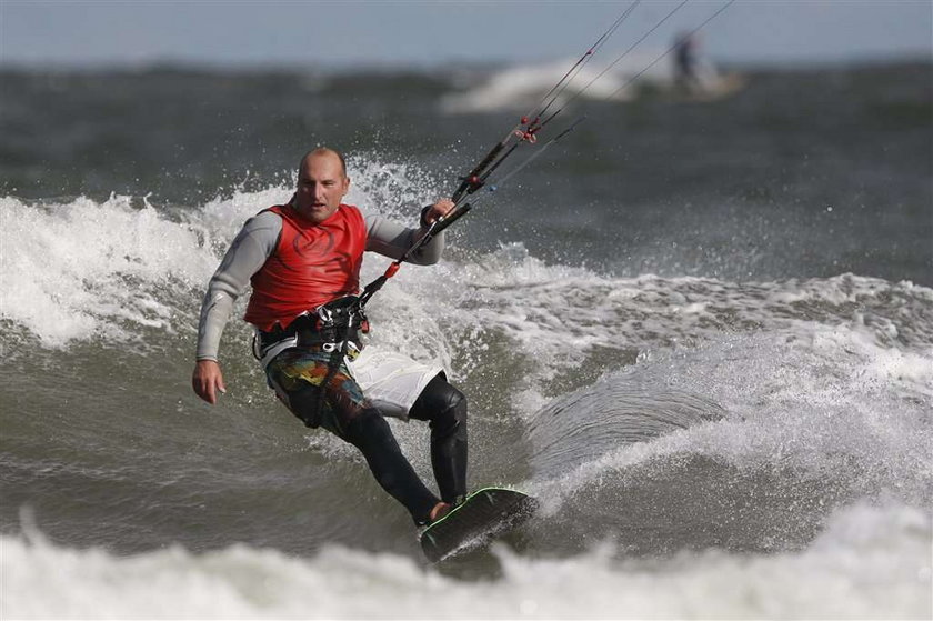 Poszukiwania polskiego kitesurfera. Boże przecież tam są rekiny!